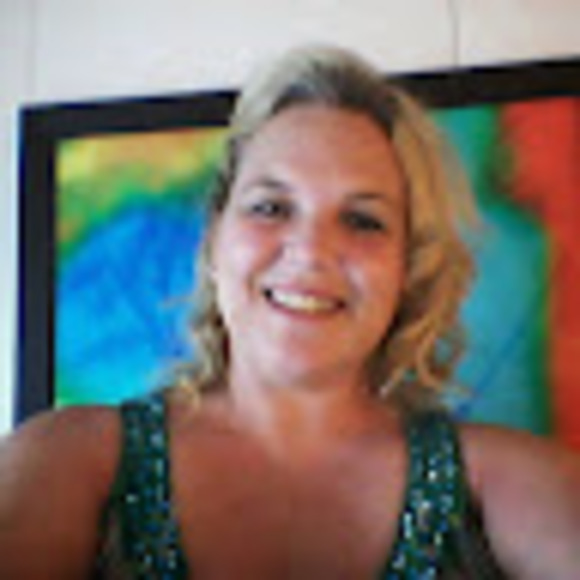 Meet your Posher, Stacee - Picture 1 of 1